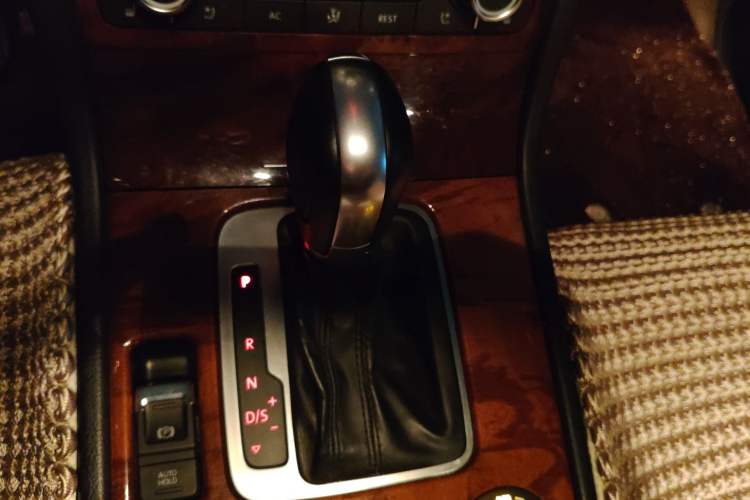 Used Volkswagen Touareg 2014 3.0 TSI New Edition