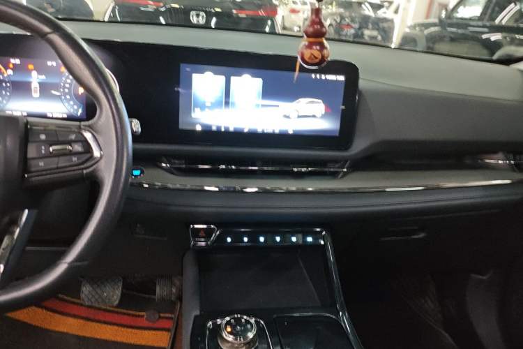 Used Ford Equator Sport 2023 EcoBoost 170 Elite Model Audio And AC Panel