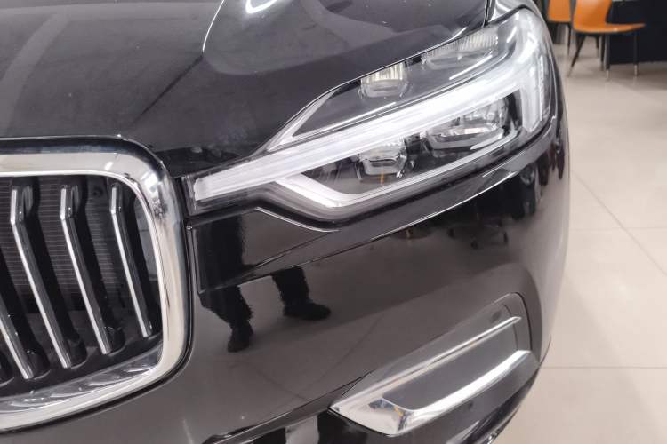 Used Volvo XC60 2021 T5 4x4 Smart Luxury Edition Left Front Headlight