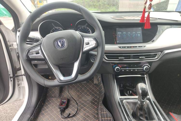 Used CHANGAN Eado 2018 1.6L GDI Manual Fashion Edition
