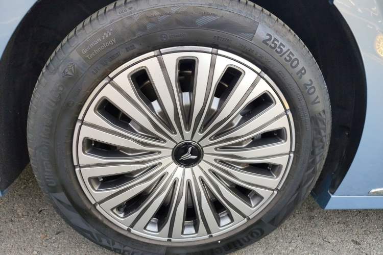 Used VOYAH Dream 2022 0-Emission Edition Dream+ Smart Range Package – 605 km