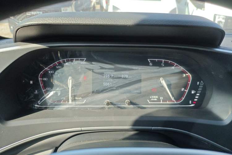 Used SAIC MAXUS Xintu V80 2025 PRO Aoyuntong 2.0T Manual Long Wheelbase Mid-Height 6/7/8/9-Seater
