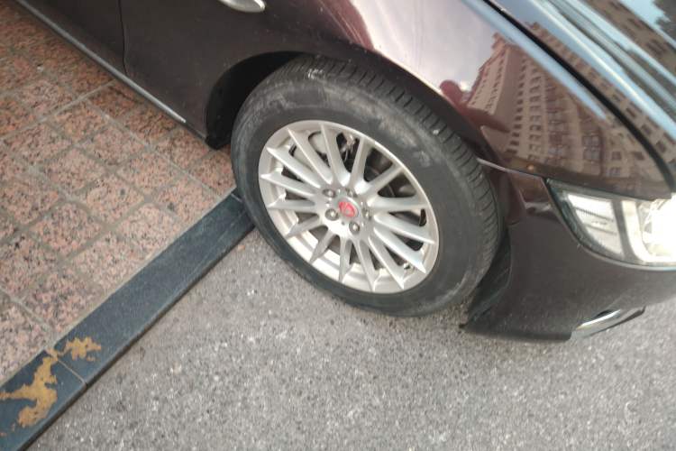 Used Jaguar XFL 2017 XFL 2.0T 200PS Windflower Edition