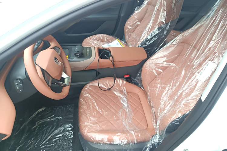 Used CHANGAN Eado 2025 Blue Whale 1.5T 500Bar Flagship Model
