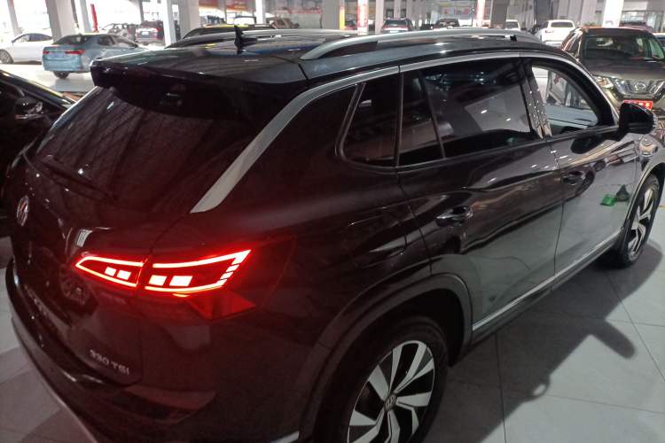 Used Volkswagen Tayron 2021 330TSI Two-Wheel Drive Luxury Smart Connectivity Version