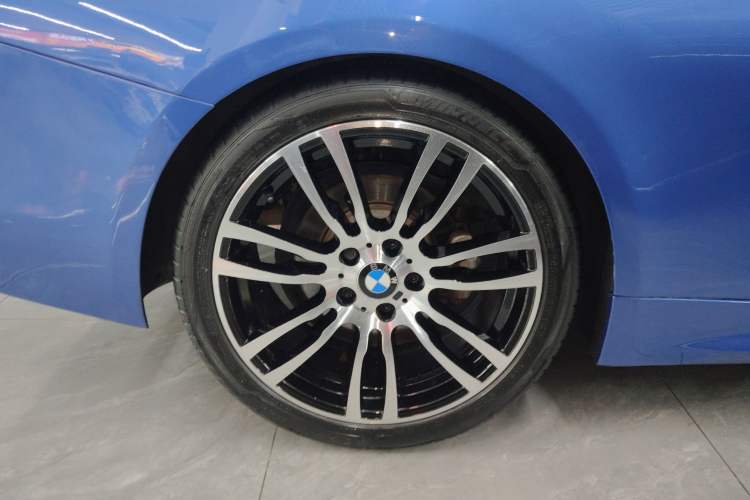 Used BMW 4 Series 2017 425i Convertible M Sport Package Right Rear Wheel Hub