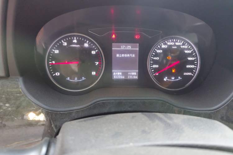 Used JAC Refine M4 2016 2.0L Manual Luxury Version