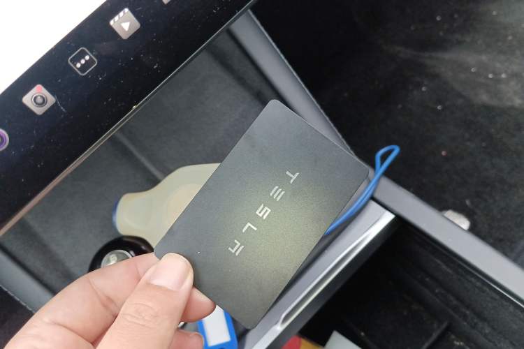 Used Tesla Model 3 2023 Rear-Wheel-Drive Version
