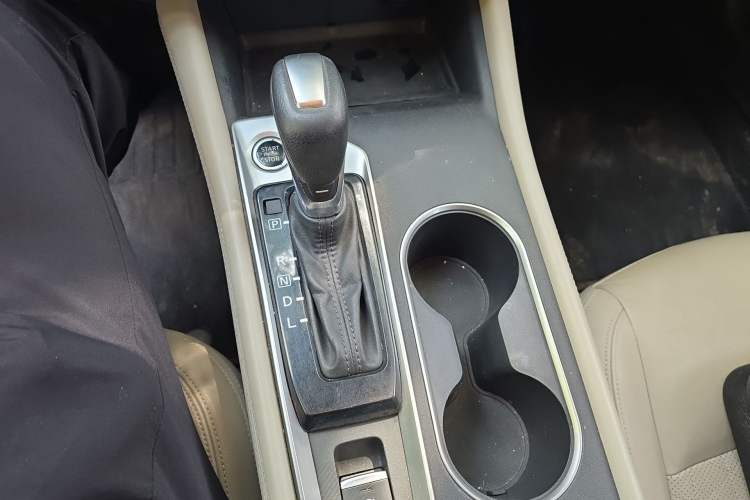 Used Nissan Teana 2019 2.0T XV AD1 Prestige Navigation Edition Gear Lever