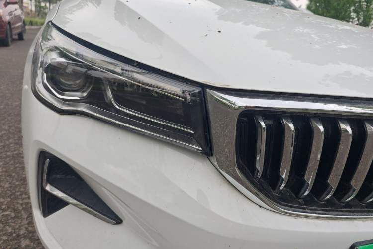 Used Geely Auto Emgrand 2025 4th Generation 1.5L Manual – Dragon Edition
