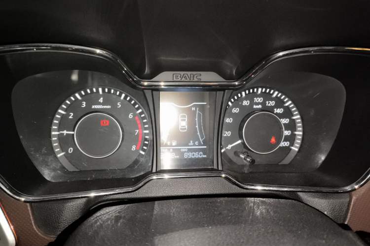 Used HYOSOW H3 2015 1.5L manual Comfort trim level