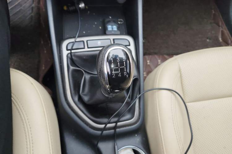 Used Changan Eado 2016 1.6L Manual Fashion Edition
