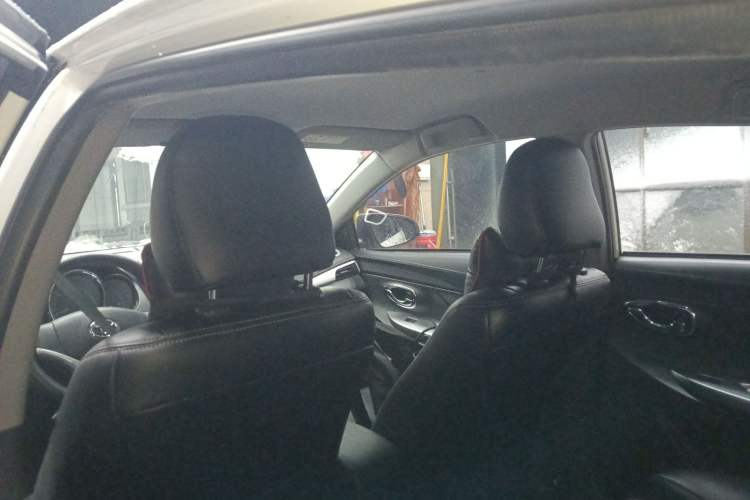 Used Toyota YARiS L Zhi Xuan 2019 1.5E CVT Dynamic Edition China VI compliant
