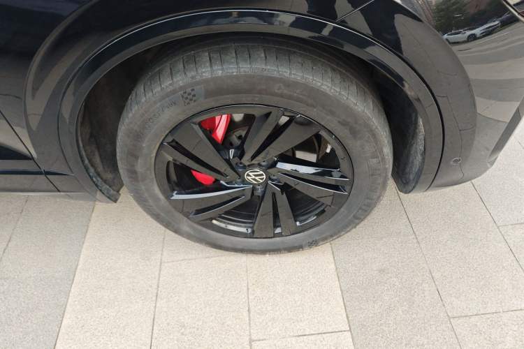 Used Volkswagen Touareg 2022 3.0 TSI Luxury Edition Black Diamond Sport Package
