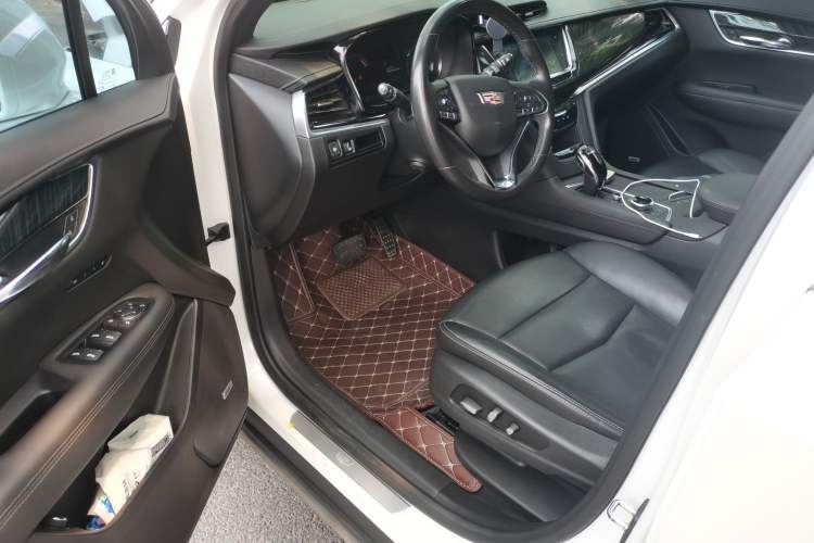 Used Cadillac XT6 2020 28T Six-Seater Four-Wheel-Drive Luxury Version Driver Seat