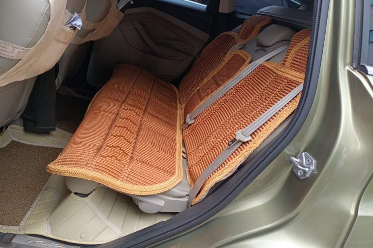 Used Ford Kuga 2013 2.0L GTDi Four-Wheel Drive Premium Model Left Rear Seat