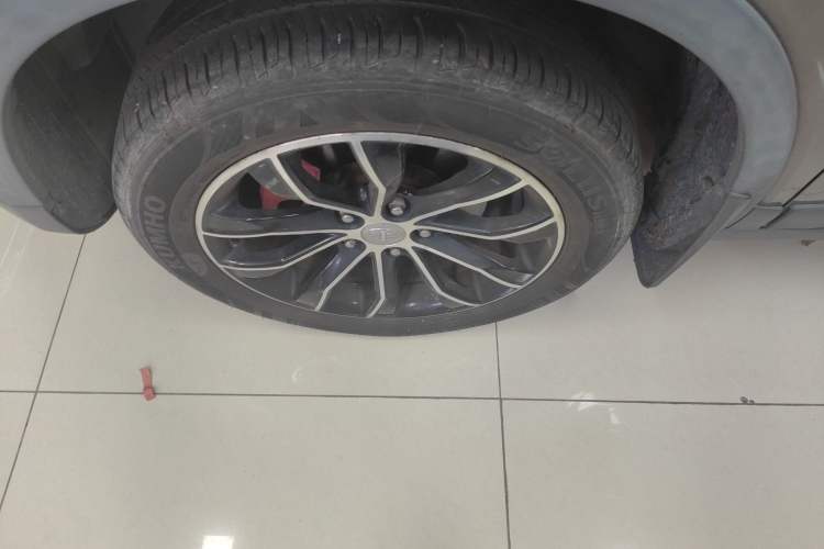 Used FAW Senya R7 2016 1.6L Manual Luxury Model
