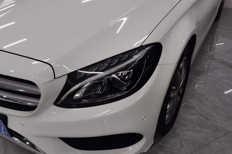 Used Mercedes-Benz C-Class 2017 Restyled C 180 L Fashion Edition Sport Version
