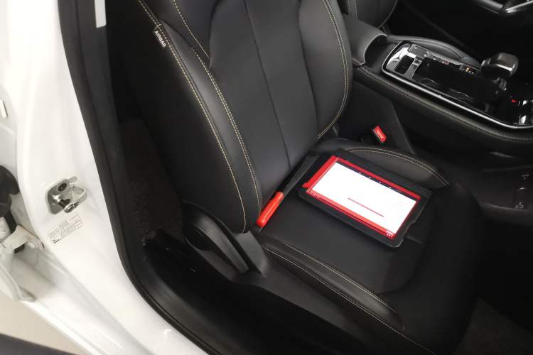 Used Roewe i6 MAX 2020 300TGI Automatic "Swell Cool Smart Drive" Edition