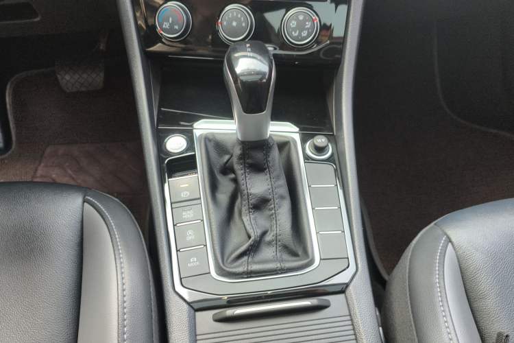 Used Volkswagen Sagitar 2022 280TSI DSG Flyover Edition