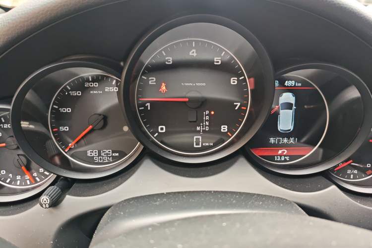 Used Porsche Cayenne 2014 Cayenne Platinum Edition 3.0T