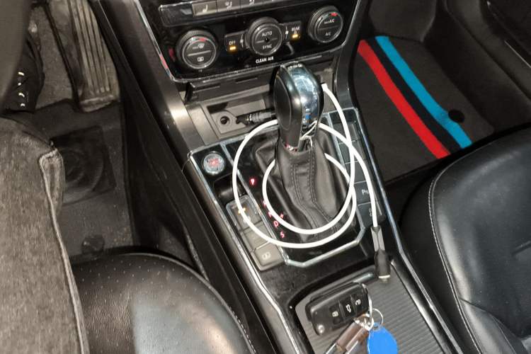 Used Volkswagen Passat 2016 330TSI DSG Prestige Edition Gear Lever