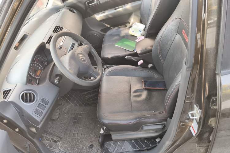 Used Suzuki Swift 2015 1.5L Automatic Limited Edition
