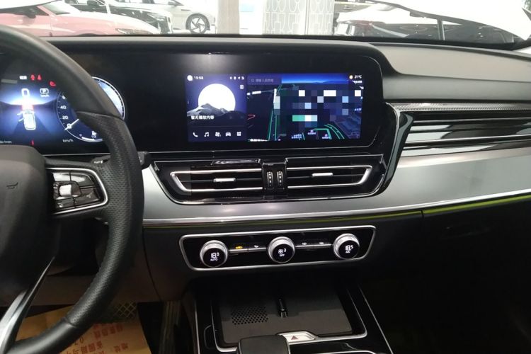 Used Hongqi HS5 2023 2.0T Qixiang Pro Edition Audio And AC Panel