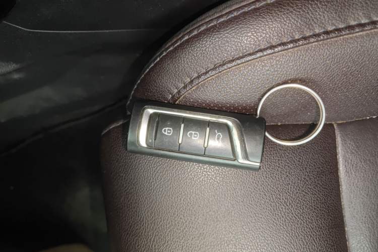 Used GAC Trumpchi GS4 2018 235T Automatic Two-Wheel Drive Luxury Smart Connectivity Version Vehicle Key