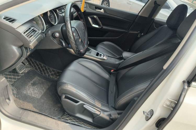 Used Peugeot 408 2015 1.2T Automatic Luxury Edition Left Front Seat