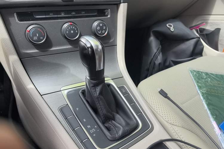 Used Volkswagen Golf 2015 1.6L Automatic Comfort Model