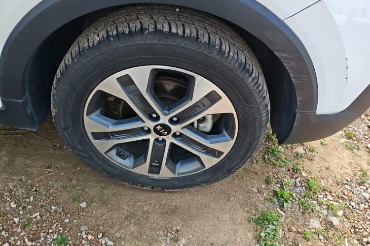 Used Kia Sportage R 2018 2.0L Automatic Smart Luxury Version China V Standard Right Front Wheel Hub