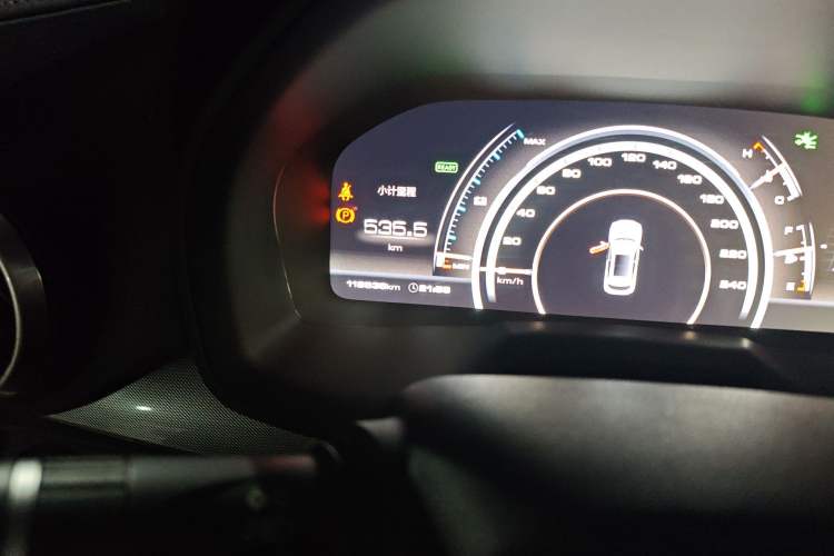 Used Wey P8 2018 2.0T Flagship Model Odometer Close Up