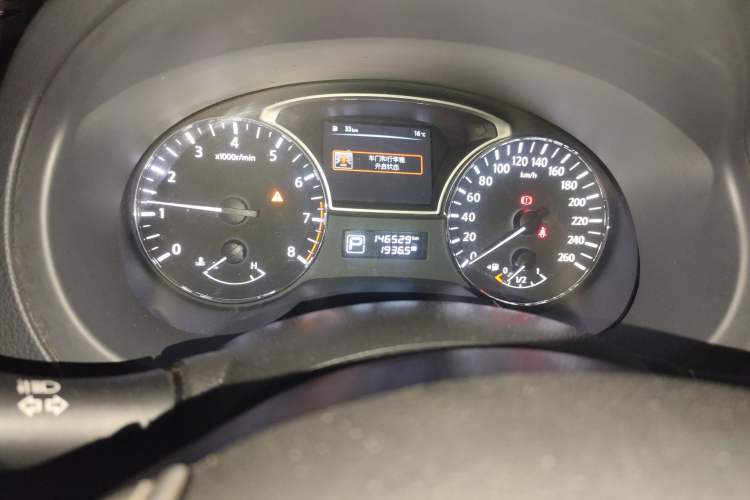 Used Nissan Teana 2016 Revised Version 2.0L XL Comfort Edition Odometer Close Up