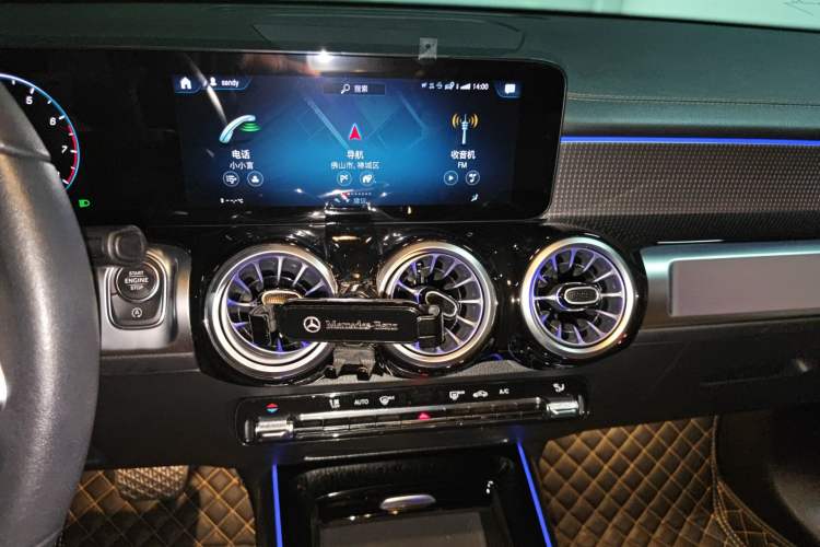 Used Mercedes-Benz GLB 2021 GLB 200 Dynamic Edition Audio And AC Panel