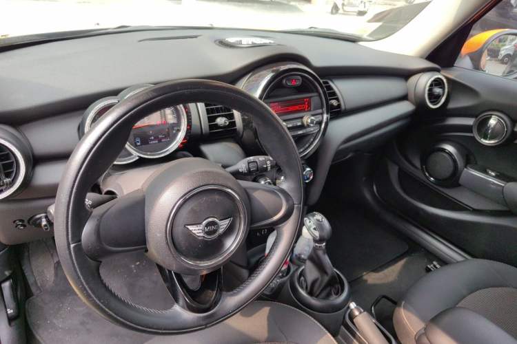 Used MINI 2015 1.2T ONE Five-Door Edition Steering Wheel