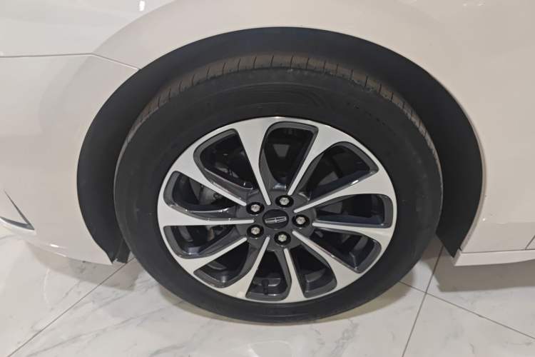 Used Lincoln Z 2022 iXiang Luxury Edition