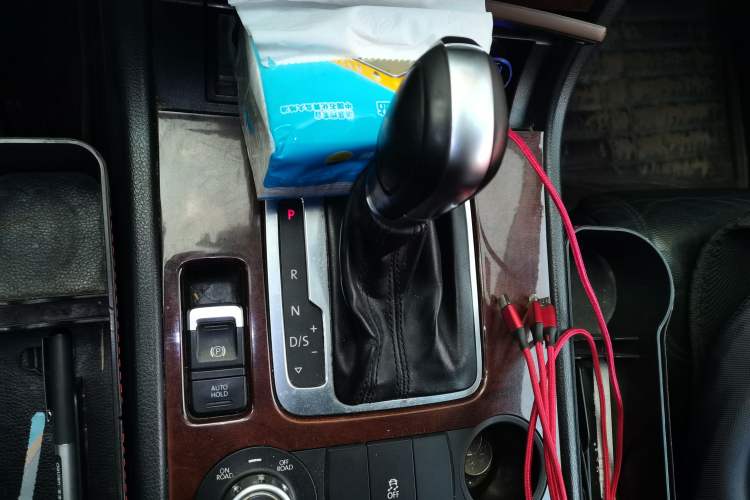 Used Volkswagen Touareg 2015 3.0 TDI Diesel Standard Model Gear Lever