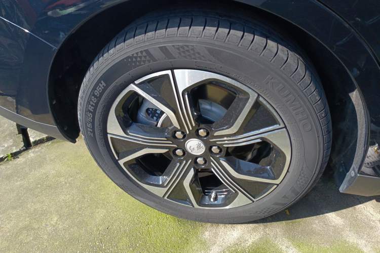 Used Hongqi E-QM5 2023 Revised Version Basic Travel Edition Exterior 5