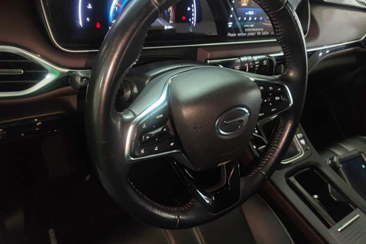 Used GAC Trumpchi M6 2021 270T DCT Elite Edition (7-seater) Steering Wheel