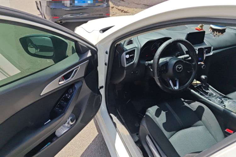 Used Mazda 3 Axela 2017 Sedan 1.5L Automatic Luxury Model Emission Standard China V