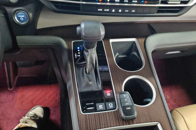 Used Toyota Sienna 2023 2.5L Hybrid Comfort Edition