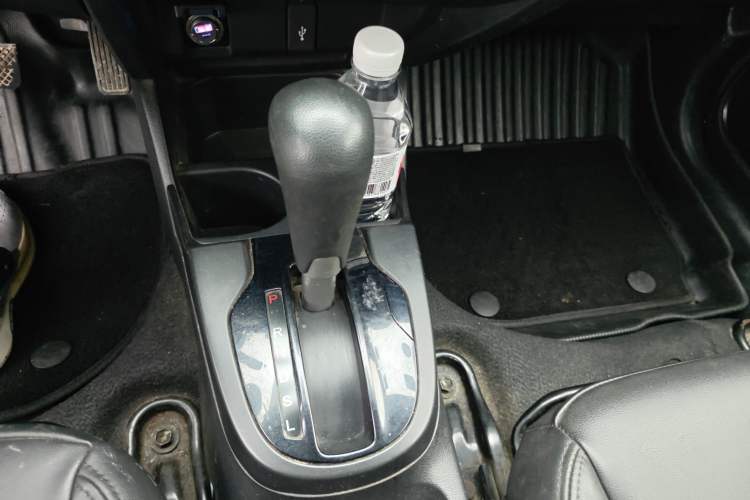 Used Honda Fit 2014 1.5L LX CVT Comfort Model Gear Lever