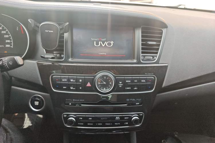 Used Kia Cadenza 2013 2.4L Elite Model China IV Standard
