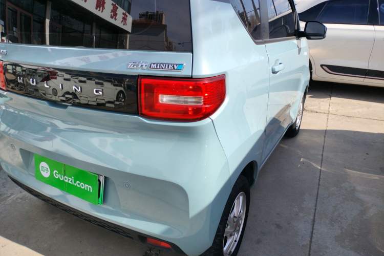 Used Wuling Hongguang MINIEV 2020 Zizai Version Lithium-NMC Right Rear Taillight