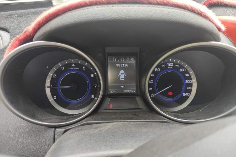 Used CHANGAN CS35 2016 1.6L Manual Luxury Model China V Standard
