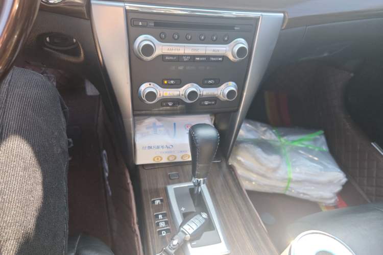 Used Nissan Teana 2011 Duke 2.5L XV Luxury Edition Gear Lever