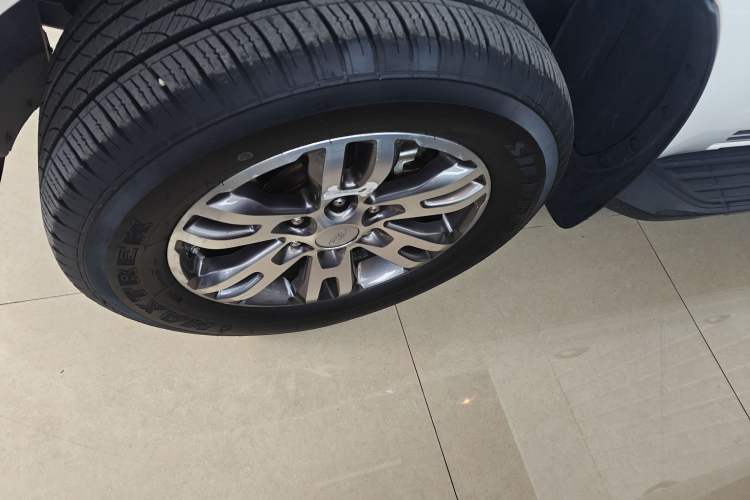 Used Ford Everest 2017 2.0T Gasoline Automatic 4x4 Luxury Edition 5 Seats