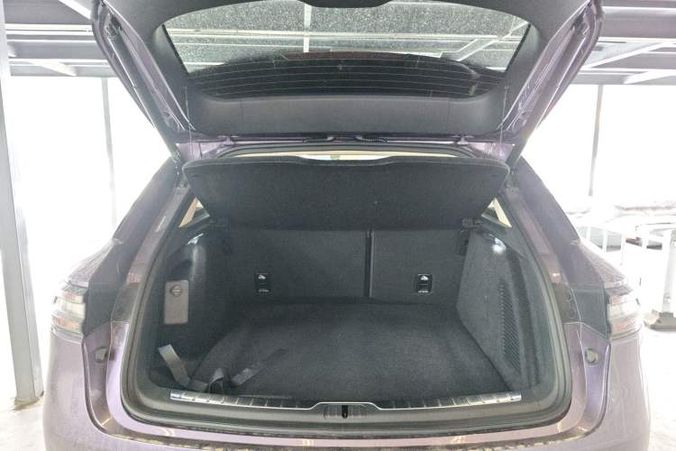 Used Hima AITO M5 2025 Extended-Range Ultra All-Wheel-Drive Version Trunk