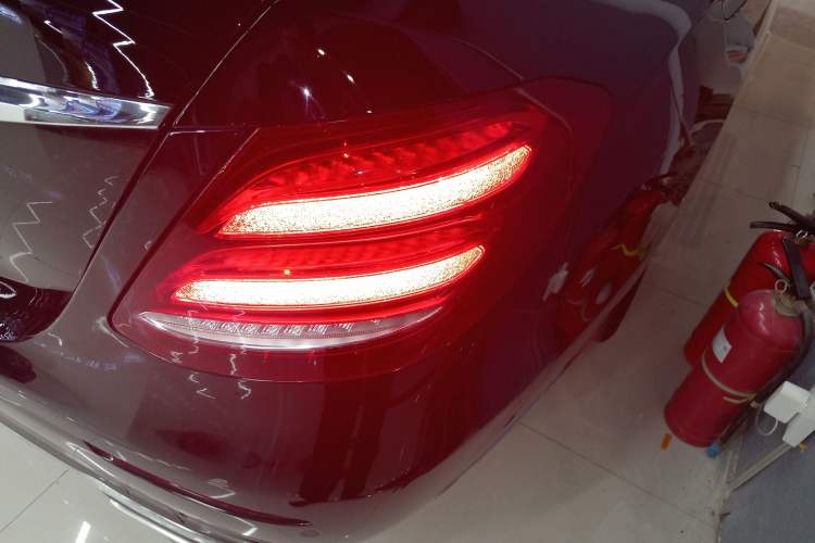 Used Mercedes-Benz E-Class 2019 Facelifted E 300 L Stylish Version
